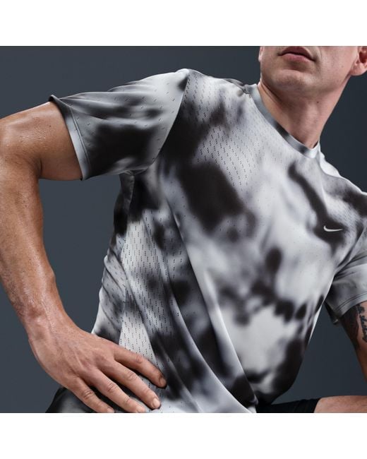 Nike Gray Running Division Breathe Dri-Fit Adv Short-Sleeve Running Top for men