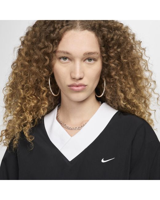 Nike Black Sportswear Essential Loose Uv Woven Long-Sleeve V-Neck Top