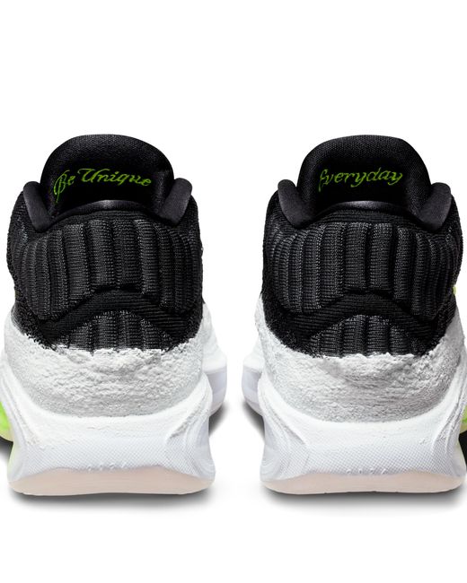 Nike Green G.T. Hustle 3 "Deep Winter" Basketball Shoes for men