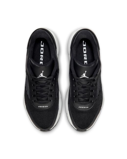 Nike Black Trunner Flow Shoes for men