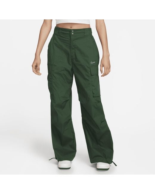 Nike Sportswear High-waisted Loose Woven Cargo Pants in Green