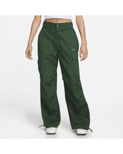 Pantaloni cargo ampi a vita alta in tessuto sportswear di Nike in Green