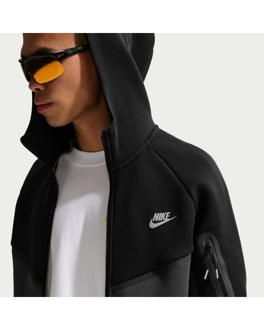 Nike Black Tech Fleece Full-Zip Windrunner Jacket for men