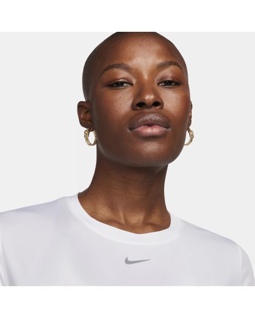 Nike One Classic Dri-fit Top Met Korte Mouwen in het White
