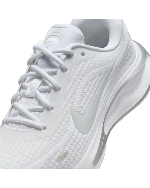 Nike Journey Run Road Running Shoes in White | Lyst