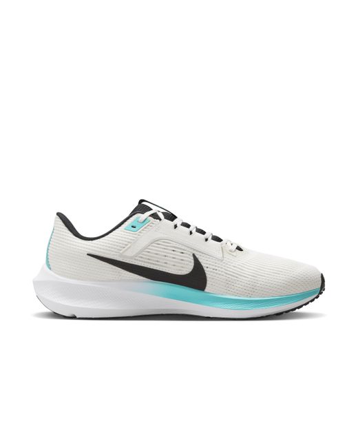 Nike White Pegasus 40 Road Running Shoes for men
