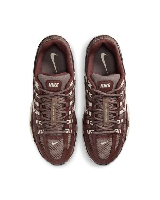 Scarpa P-6000 – Donna di Nike in Brown