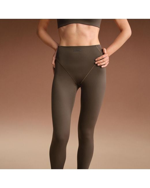 Nike Brown 'Sskims Matte High-Waisted V-Line 26" Leggings