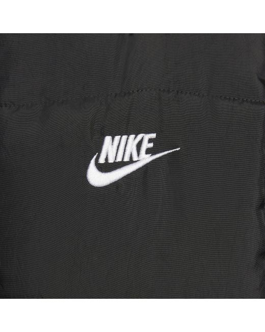 Smanicato ampio therma-fit sportswear classic puffer di Nike in Black