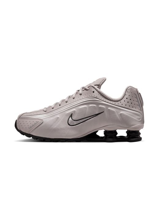 Nike White Shox R4 Shoes for men