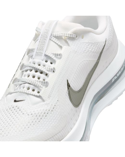 Nike White Pegasus Premium for men