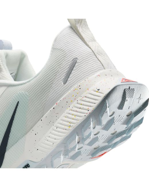 Nike White Juniper Trail 3 Trail Running Shoes for men