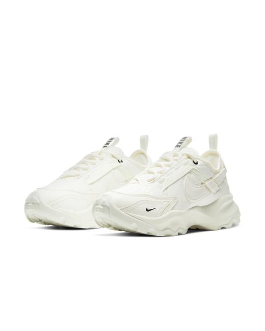 Nike White Tc 7900