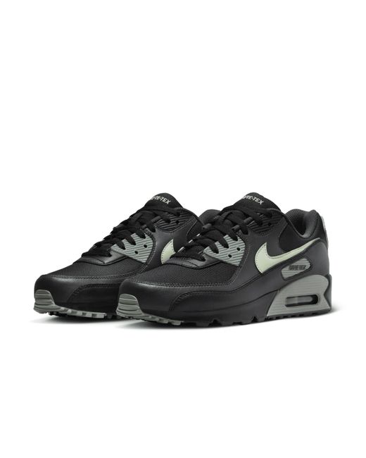 Nike Black Air Max 90 Gore-tex Shoes for men