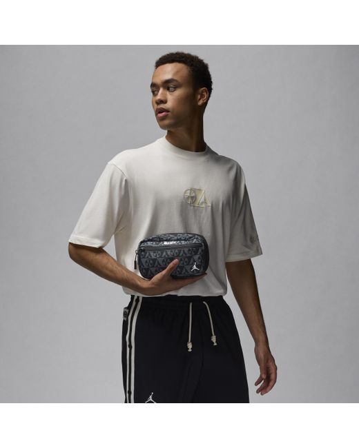 Nike Gray Quai 54 Camera Bag (1.6l)