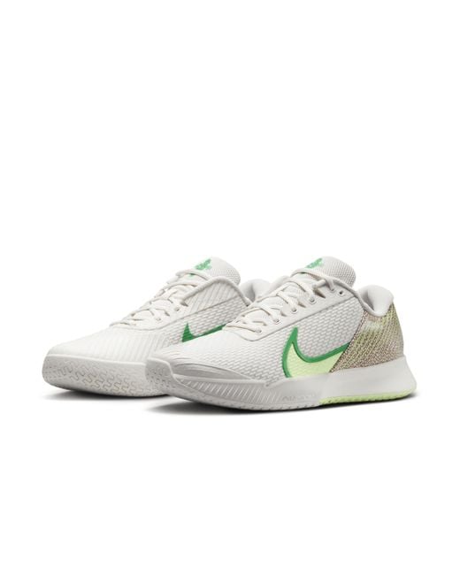 Nike Green Court Air Zoom Vapor Pro 2 Premium Hard Court Tennis Shoes for men