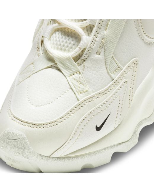 Nike White Tc 7900
