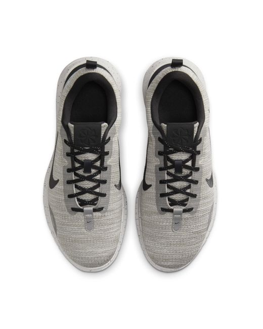 Scarpa da running su strada flex experience run 12 (extra larga) di Nike in Gray da Uomo