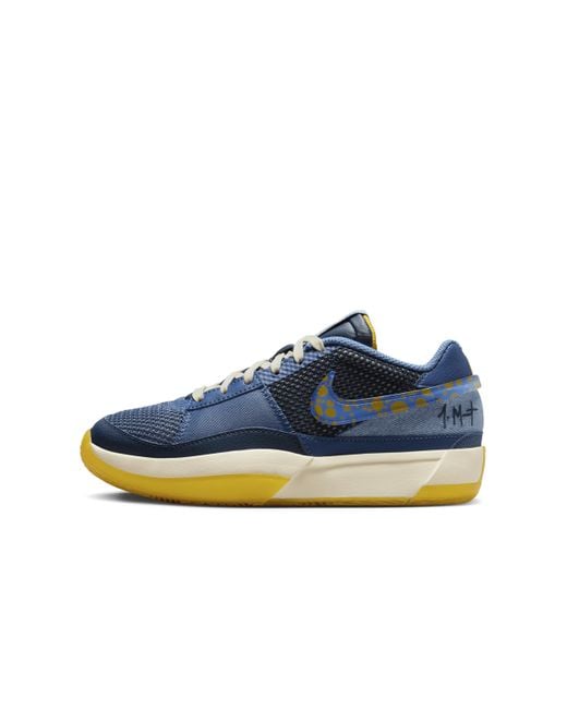 Older kids basketball shoes hot sale