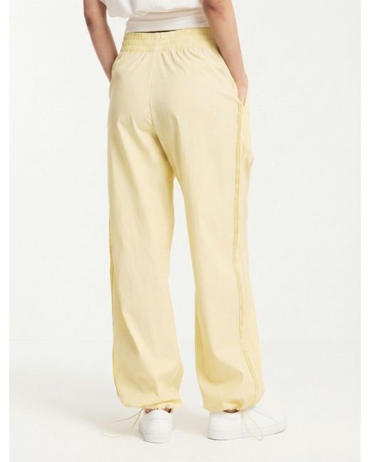 NINETY PERCENT Natural Etta Smart Cargo Pant In Butter Milk