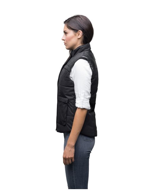 nobis vest