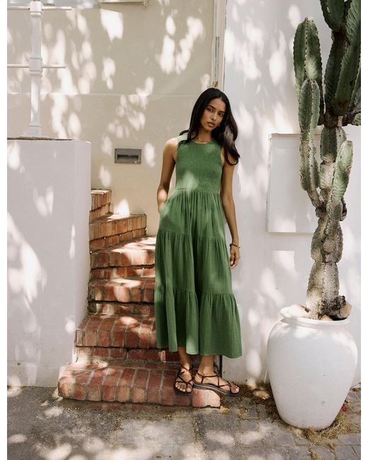 Nobody's Child Green Sleeveless Charlie Midi Dress