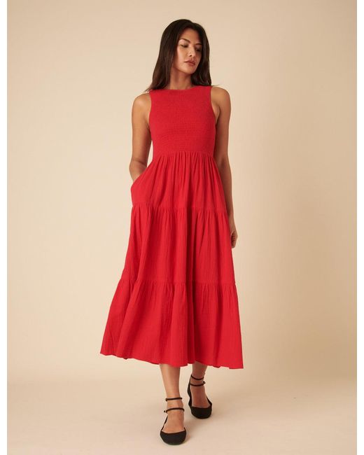 Nobody's Child Sleeveless Tiered Charlie Midi Dress