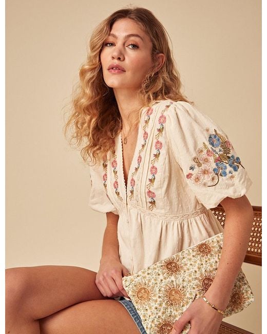 Nobody's Child Natural Elizabeth Scarlett Floral Embroidered Nora Top