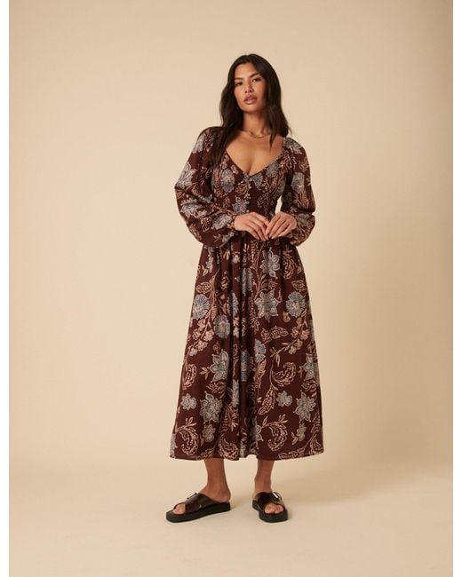 Nobody's Child Natural Paisley Print Long Sleeve Amaya Midi Dress