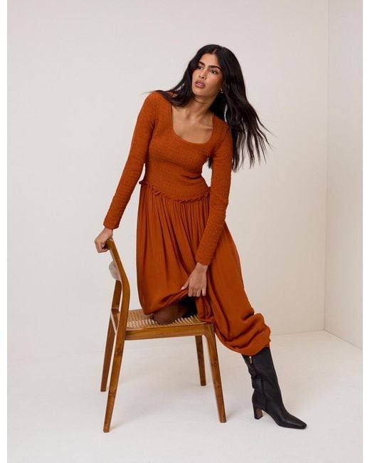 Nobody's Child Orange Shirred Long Sleeve Sorelle Midi Dress