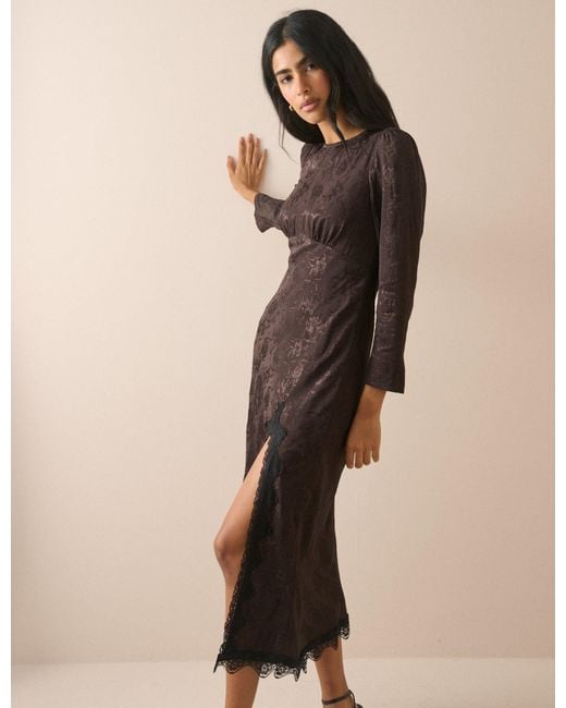 Nobody's Child Natural Jacquard Floral Long Sleeve Jamie Midi Dress