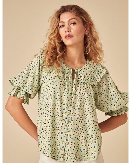 Nobody's Child Green Floral Short Sleeve Blouse