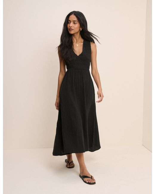Nobody's Child Black Shirred Sleeveless Audrey Midi Dress