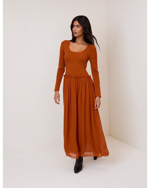 Nobody's Child Orange Shirred Long Sleeve Sorelle Midi Dress