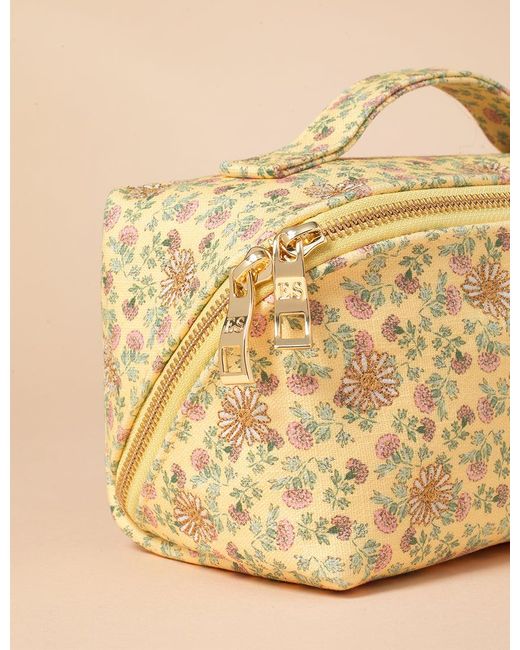 Nobody's Child Natural Elizabeth Scarlett Floral Daisey Embroidered Open Flat Make Up Bag