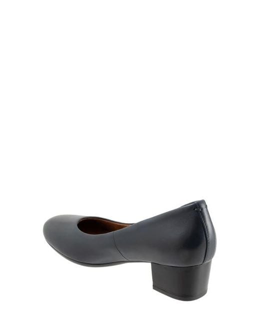 Softwalk® Blue Lynn Pump