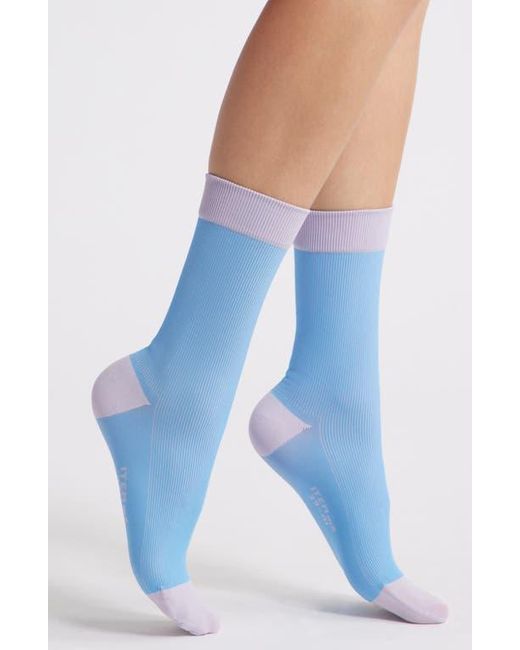 Item M6 Blue Two Tone Rib Compression Crew Socks
