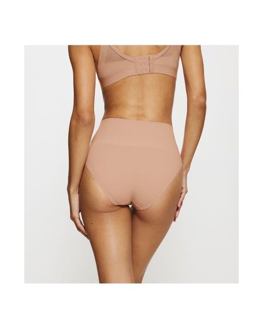 Triumph Natural Soft Sculpt Shaping Briefs