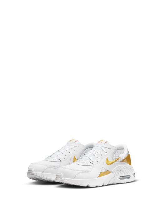 wmns nike air max excee white