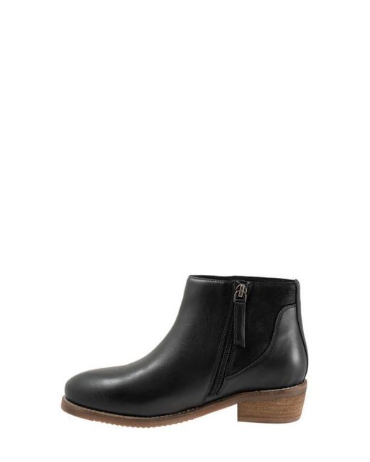 Softwalk® Black Racine Bootie