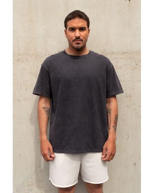 Vitaly Blue Retro Uni Tee