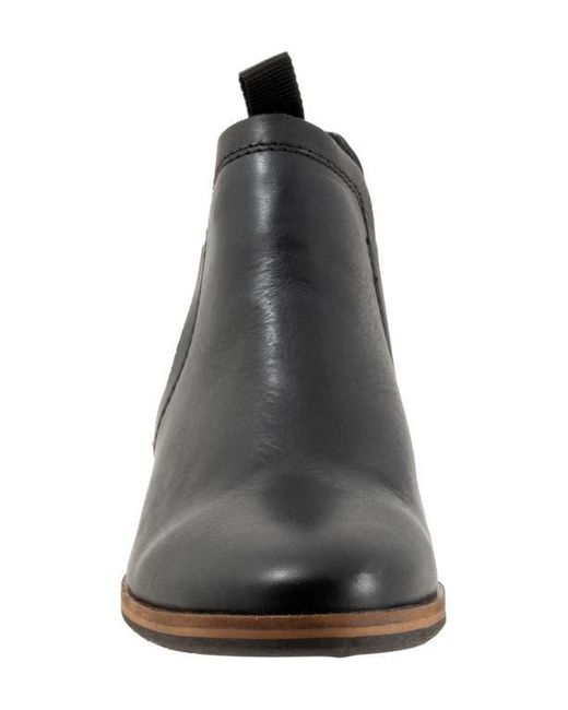 EOS FOOTWEAR Gray Gaid Ankle Boot