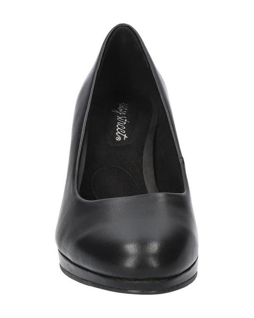 Easy Street Black Amber Pump