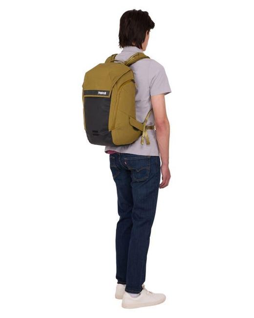 Thule Black Paramount Commuter 28-Liter Backpack