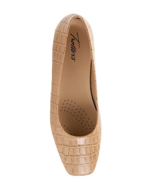 Trotters Natural Honor Flat