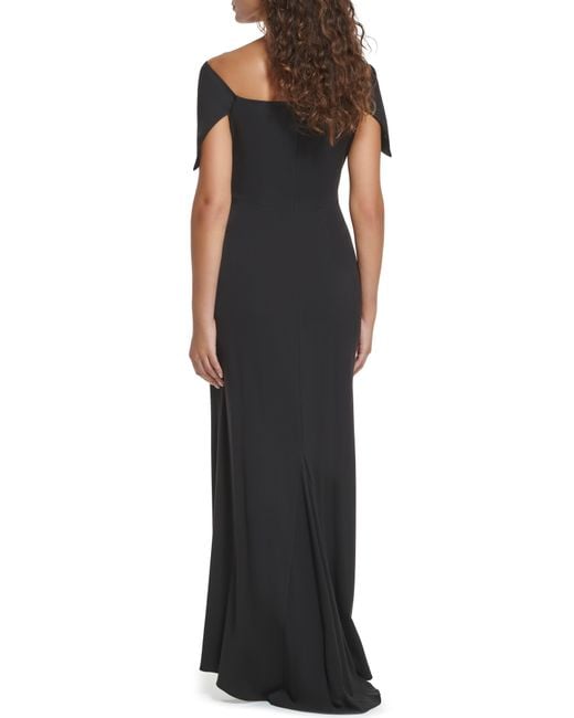 Vince Camuto Black Ruched Off The Shoulder Gown