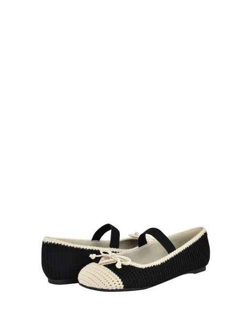 Guess White Maysa Mary Jane Cap Toe Flat