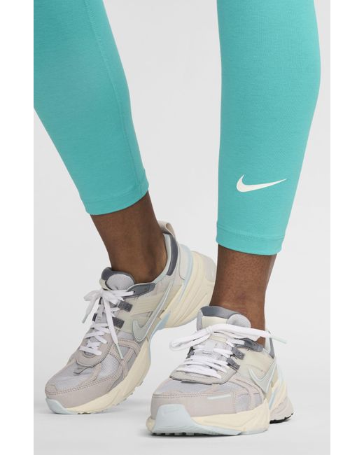 Nike Blue Classic Lifestyle 7/8 leggings