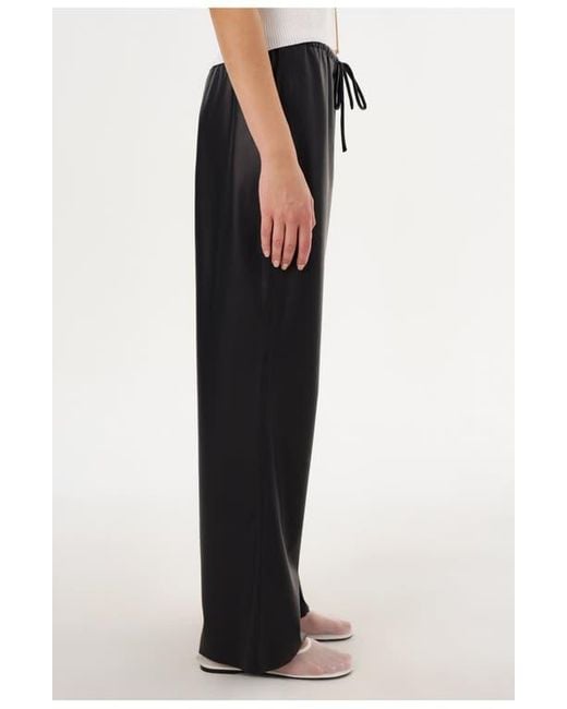 Lamarque Black Faith