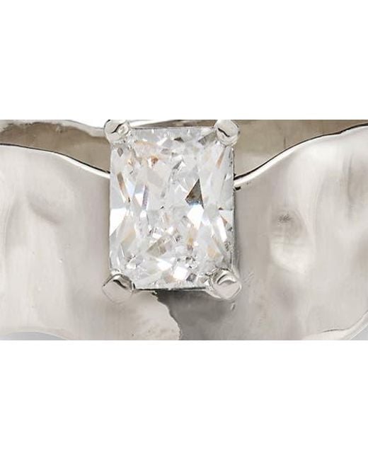 Lady Grey Jewelry White Wade Ring